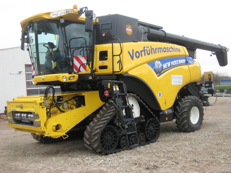 New Holland 1.jpg