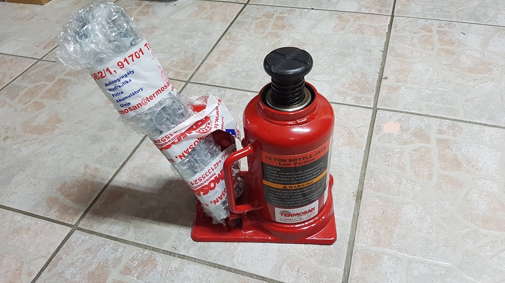 Hydraulický zdvihák 12t nízky B-JACK (nový)