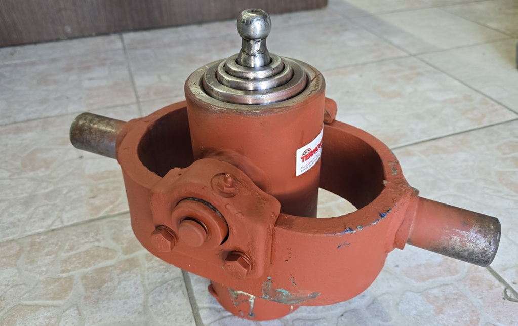 Teleskopický valec MULTICAR