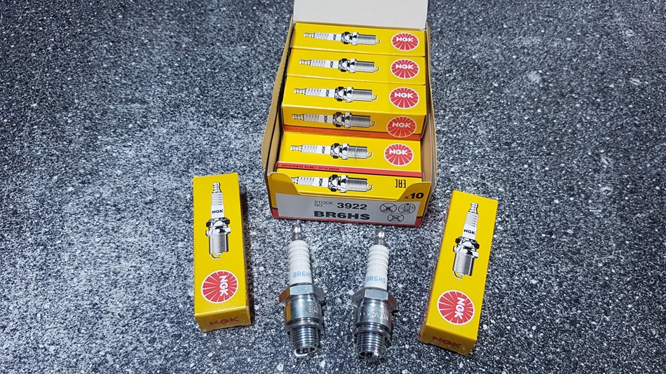 Zapaľovacia sviečka NGK3922 ( BR6HS )