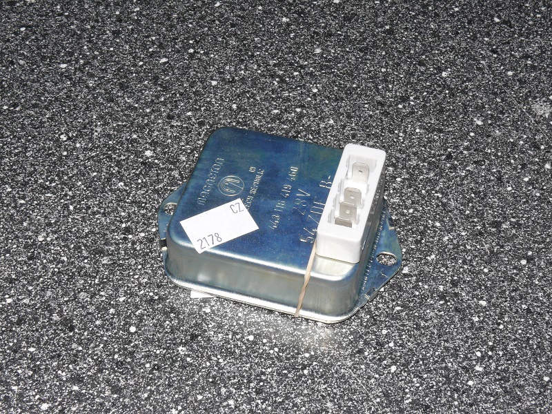 Regulátor napätia 24V /regler/ 2178 CZ