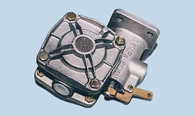 Brzdič prívesu - rozvádzač 443612331000