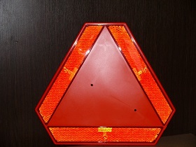 Trojuholník na motorové vozidlá plast